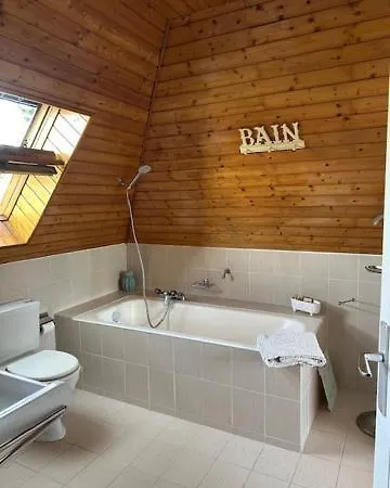 Apartment Vue Et Emplacement Exceptionnels, Toutes Commodités, Desservi Bus Lausannois